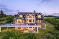 RiverSong Country Chateau - B&B Hood River