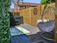 Stunning Town Center Cottage with hot tub - B&B Morpeth