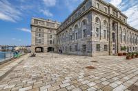 Luxury 2 bed Apartment in historic Royal William Yard - B&B Plymouth