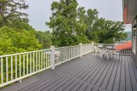 Lakefront Sharps Chapel Retreat with Boat Dock! - Ferienwohnung Sharps Chapel