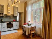 Time Travel Kuldiga Apartment - B&B Kuldīga
