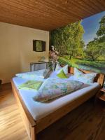 Chambre Double avec Balcon (2 Adultes + 1 Enfant)