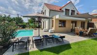 Velence Lakeside Pool House - Ferienwohnung