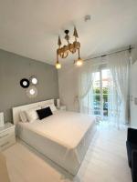 Camera Matrimoniale con Vista Piscina