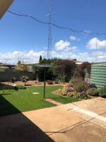 Holli-daze on Coast Moonta Bay - B&B Moonta Bay