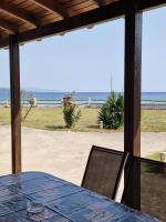 On the wave studios Spitakia sto kyma - Bed and Breakfast Níkiti