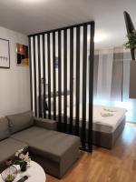 B&B Virovitica - Gajeva Rooms - Stockholm apartment SELF CHECK-IN - Bed and Breakfast Virovitica