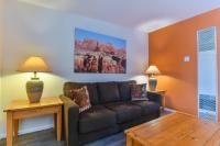 B&B Moab - Charming 2 Bedroom Near Downtown - Rose Tree 1 - Bed and Breakfast Moab