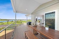 B&B Point Lonsdale - The Point- Views, Luxury, Brand new, Sleeps 10 - Bed and Breakfast Point Lonsdale