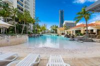 Spectacular Ocean View 3 Pools Gym Spa and Sauna - B&B Gold Coast