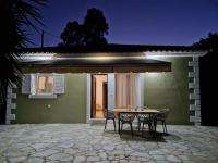 MemRo Village House - B&B Atsoupádes