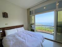Tweepersoonskamer met Balkon en Uitzicht op Zee