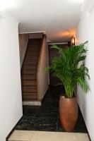 Botanique Suites AirBnB, Antwerp - B&B