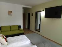 Dreibettzimmer mit Balkon