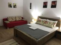 Dreibettzimmer mit Bergblick