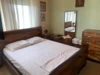 Lake View Apartment - Chambres d'hôtes Pogradec