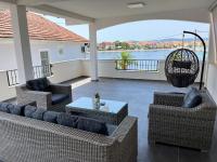 Apartment Leona & Doris - Bed and Breakfast Bibinje