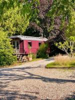 B&B Heathfield - Luxurious 1930s Showman's Wagon - Bed and Breakfast Heathfield