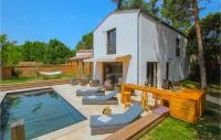 B&B Vagnas - Awesome Home In Vagnas With Private Swimming Pool, Can Be Inside Or Outside - Bed and Breakfast Vagnas