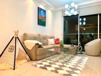 Apartment mit Balkon