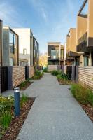 Latimer Square 1 bed 1 bath - Single Level - B&B Christchurch