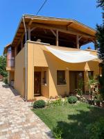 Jázmin-Szieszta Apartmanház Balatonfüred - B&B Balatonfüred