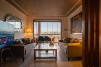 B&B Casablanca - Luxury golden view apartment in les terrasses danfa ain diab - Bed and Breakfast Casablanca