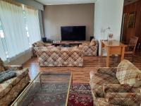 Family House Kupittaa Diplomat, Sauna, Garden, whole house for you - Chambres d'hôtes Turku