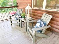 B&B Broken Bow - Centrally Located Secluded Luxury Cabin with Hot Tub! - Bed and Breakfast Broken Bow