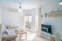 Amplio ideal para familias con piscina y padel - B&B Fuengirola