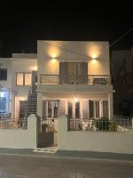 Cozy, spacious, newly renovated flat in Adamas - B&B