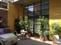 Studio - Split Level ( 6 Adults)