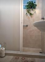 Bonita y amplia habitación cerca del WTC - B&B