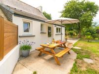 B&B Pouldreuzic - Holiday Home Ty Naïg by Interhome - Bed and Breakfast Pouldreuzic