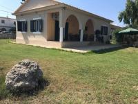 Rouvas Beach House - B&B