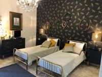 Habitación Doble con baño privado externo - 2 camas