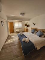 Deluxe Family Suite