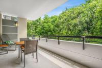 Tranquil retreat minutes walk from Hastings St 7303 - B&B Noosa Heads