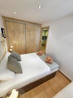 PANDORA City Center Apartment by SunCastle apartamentos - B&B Alicante