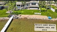 Life Is Good Lodge lakefront with sandy beach - B&B Brainerd