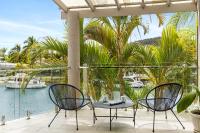 St Tropez 12 Haven with Water View & Pool - B&B Noosa