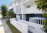 Location, location, location - spacious apartment - B&B Brisbane