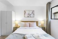B&B Auckland - Fusion Modern Escape with Parking and Patio - Bed and Breakfast Auckland