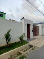 Beautiful private 3 bedroom villa with pool and gym - B&B