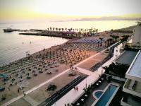 Apartamento con terraza 