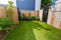 Hideout in Central Christchurch - B&B