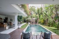 Villa Alopa 1 - B&B Seminyak