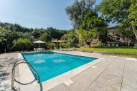 Stone-crafted tranquility with a relaxing pool - B&B