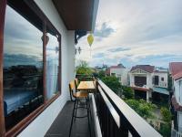 King Room with Balcony