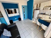 Apartamento na praia grande próximo a feirinha e mercado - B&B Ubatuba